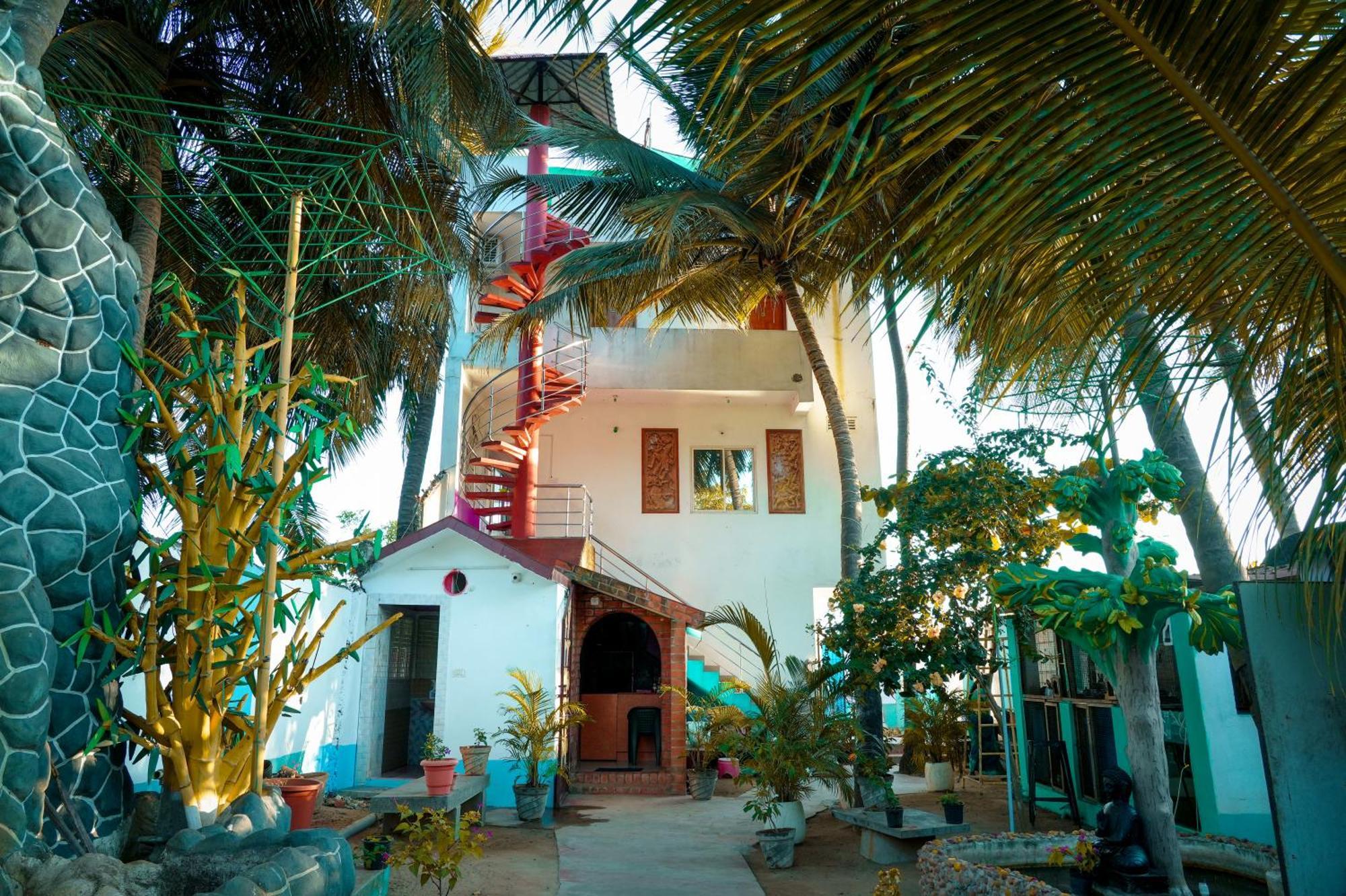 Victoria'S River View Resort بونديتْشيري المظهر الخارجي الصورة